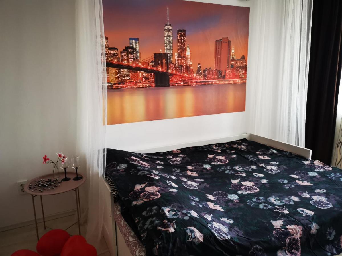 Iasi Jacuzzi Apartment H المظهر الخارجي الصورة